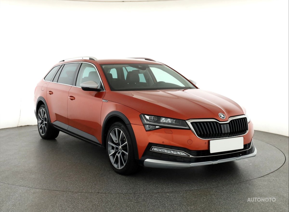 Škoda Superb, 2020 - celkový pohled
