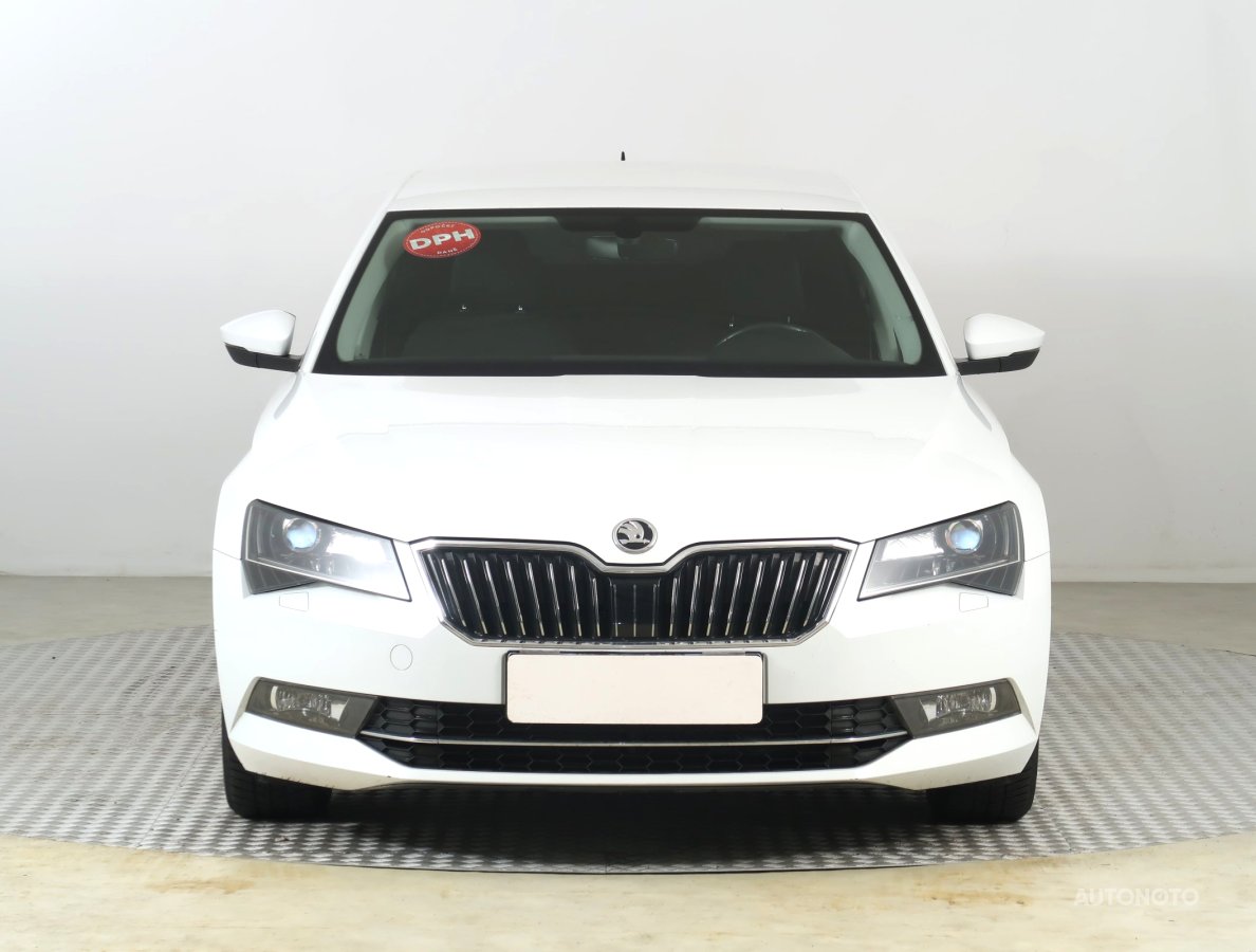 Škoda Superb, 2017 - pohled č. 2