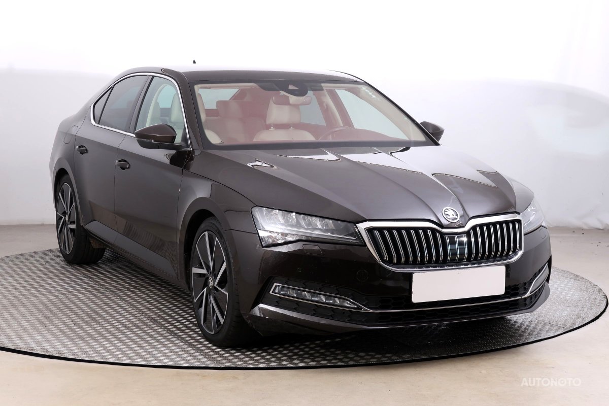 Škoda Superb, 2019 - celkový pohled