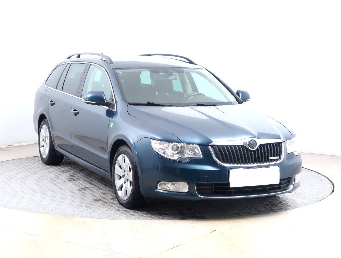 Škoda Superb, 2011 - celkový pohled