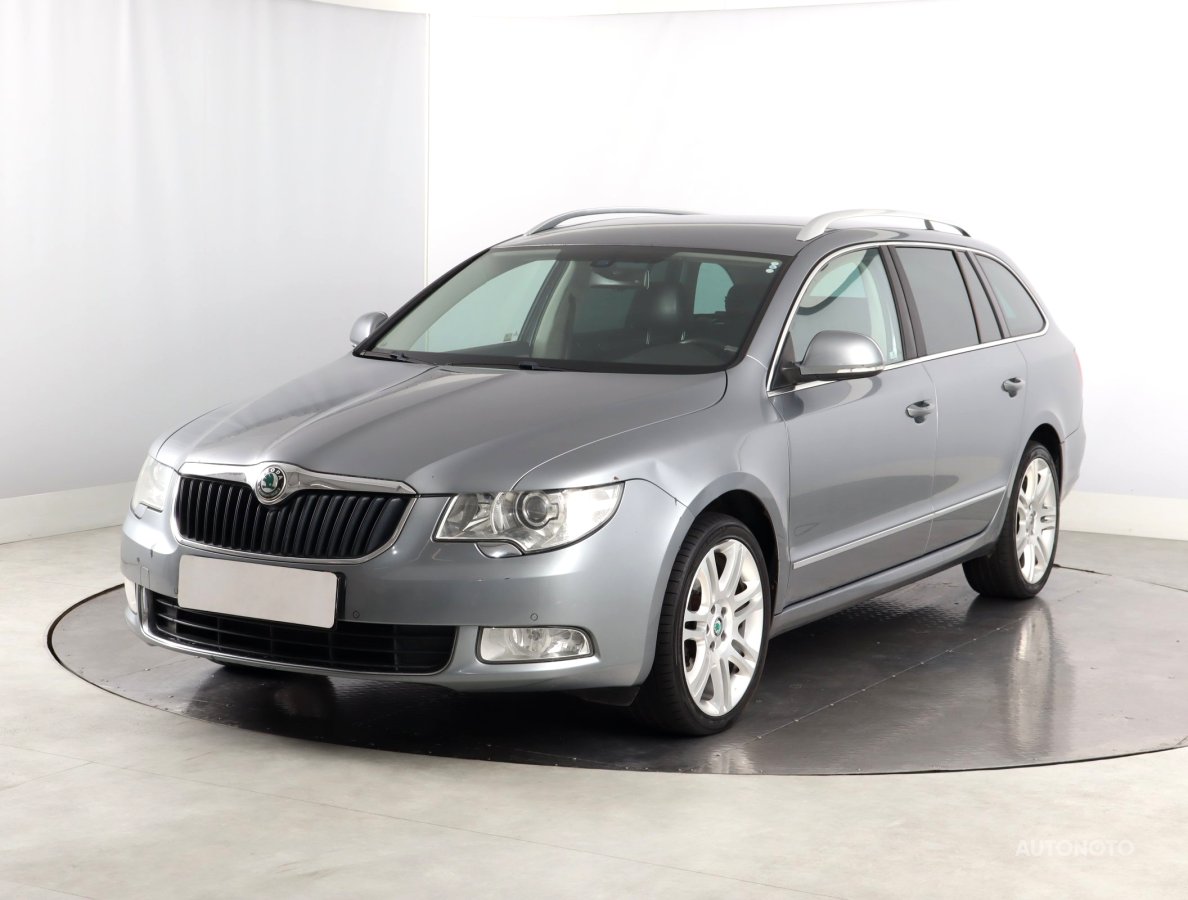 Škoda Superb, 2011 - pohled č. 3