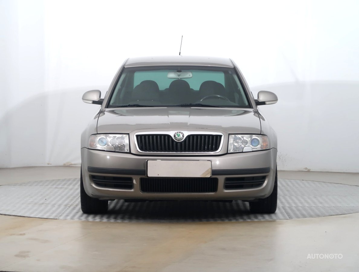 Škoda Superb, 2008 - pohled č. 2