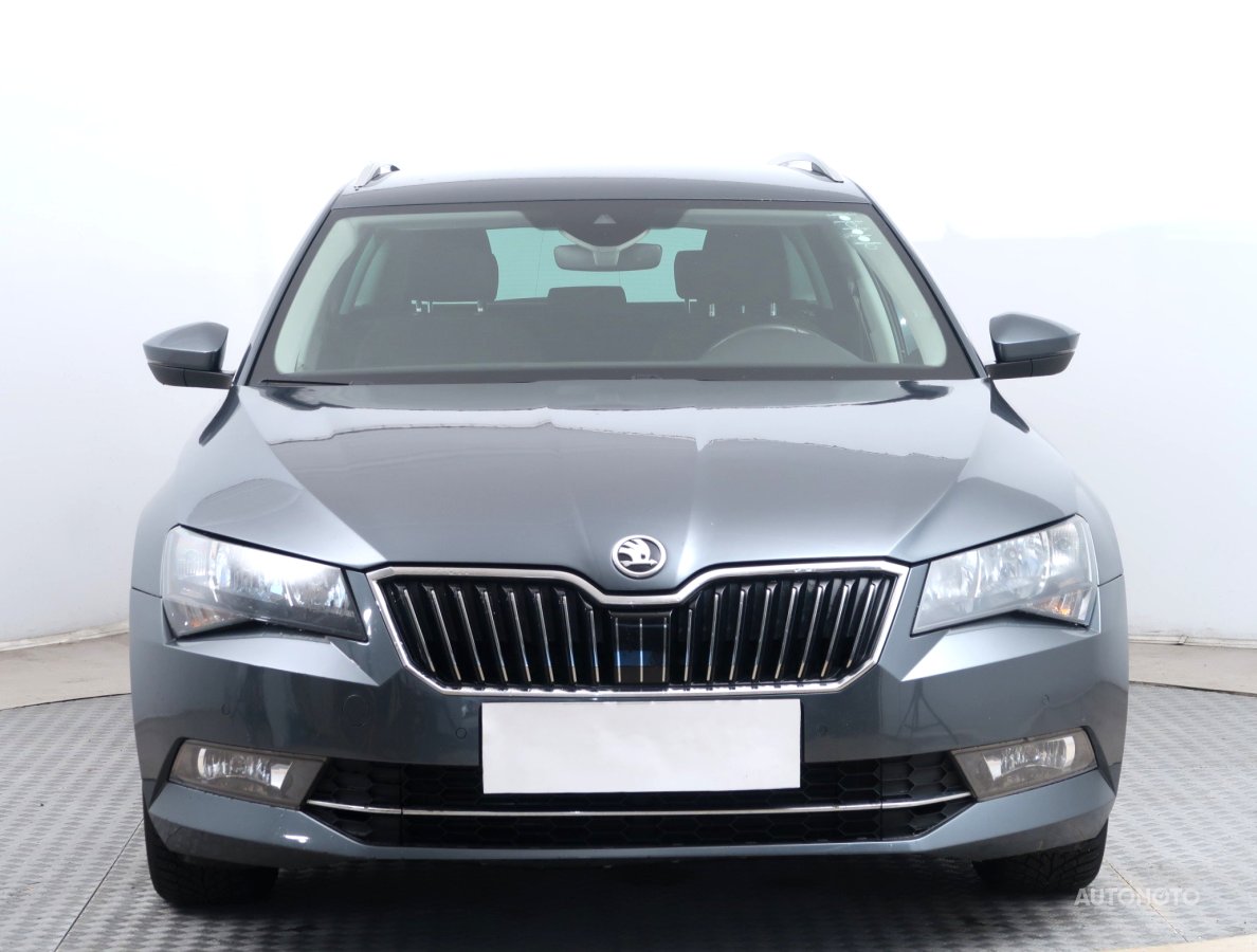 Škoda Superb, 2016 - pohled č. 2