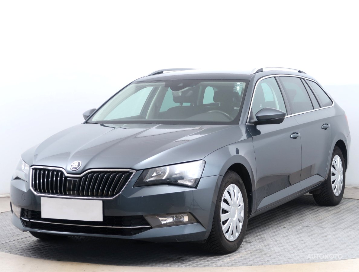 Škoda Superb, 2016 - pohled č. 3
