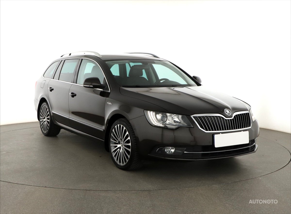 Škoda Superb, 2014 - celkový pohled