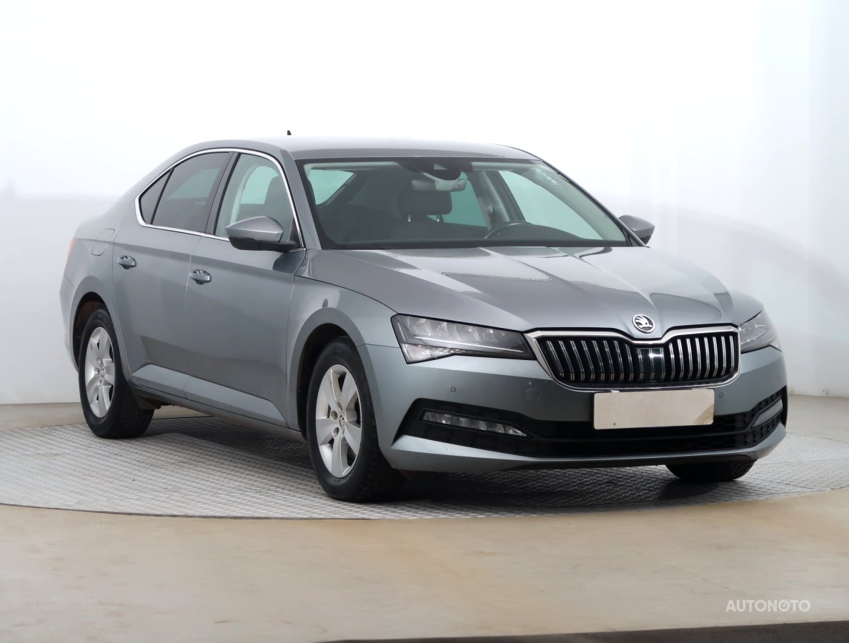 Škoda Superb, 2020 - celkový pohled