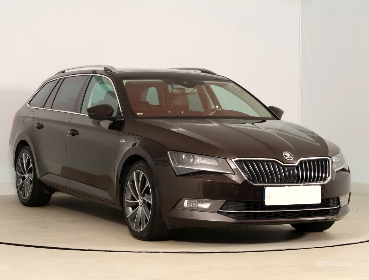 Škoda Superb, 2018 - celkový pohled