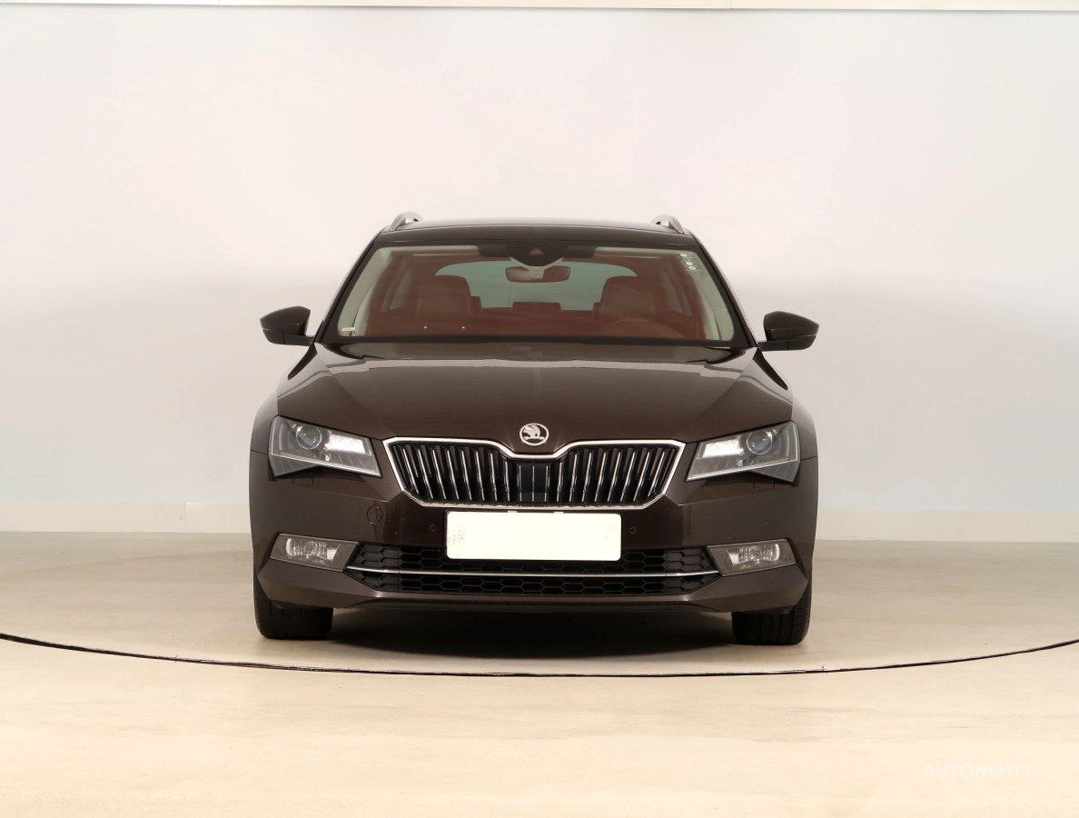 Škoda Superb, 2018 - pohled č. 2