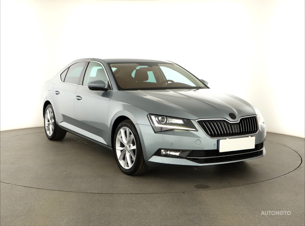 Škoda Superb, 2018 - celkový pohled