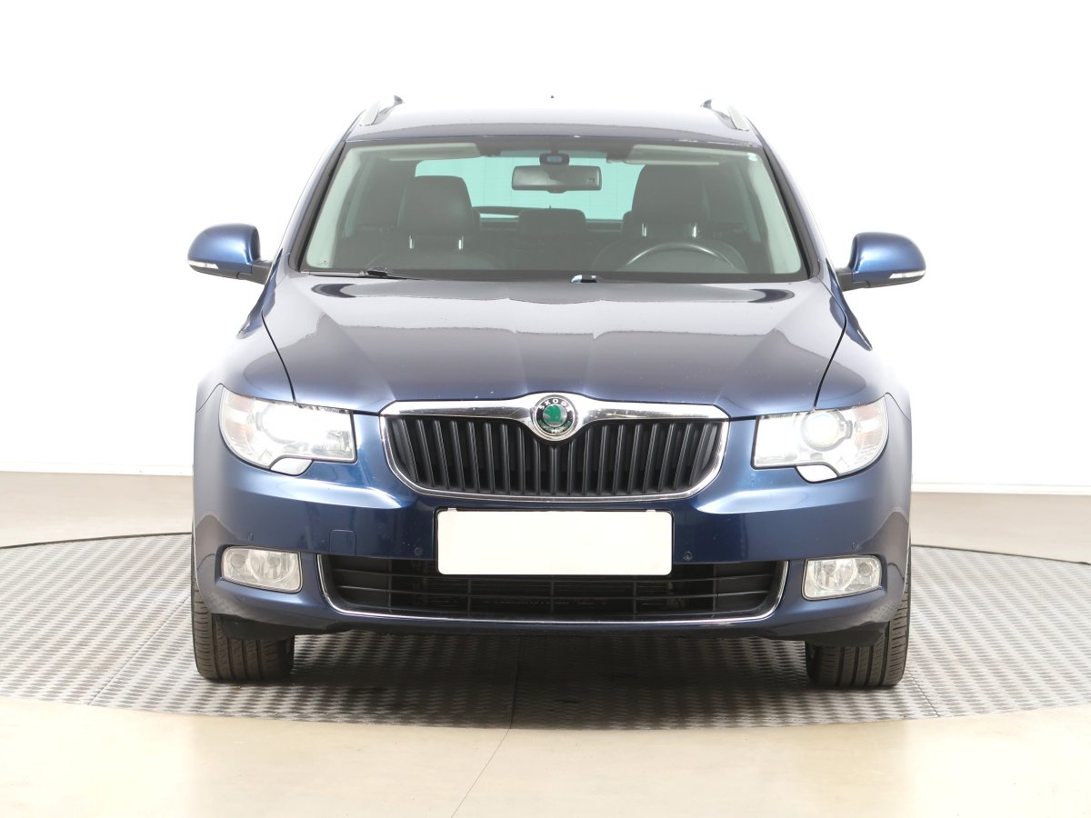Škoda Superb, 2012 - pohled č. 2