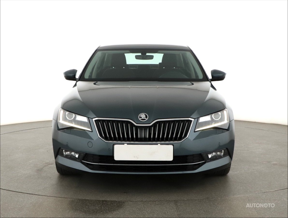 Škoda Superb, 2018 - pohled č. 2