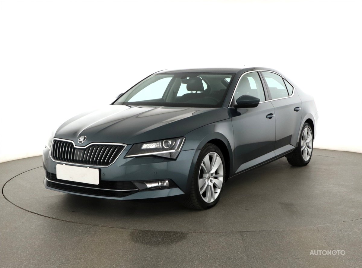 Škoda Superb, 2018 - pohled č. 3