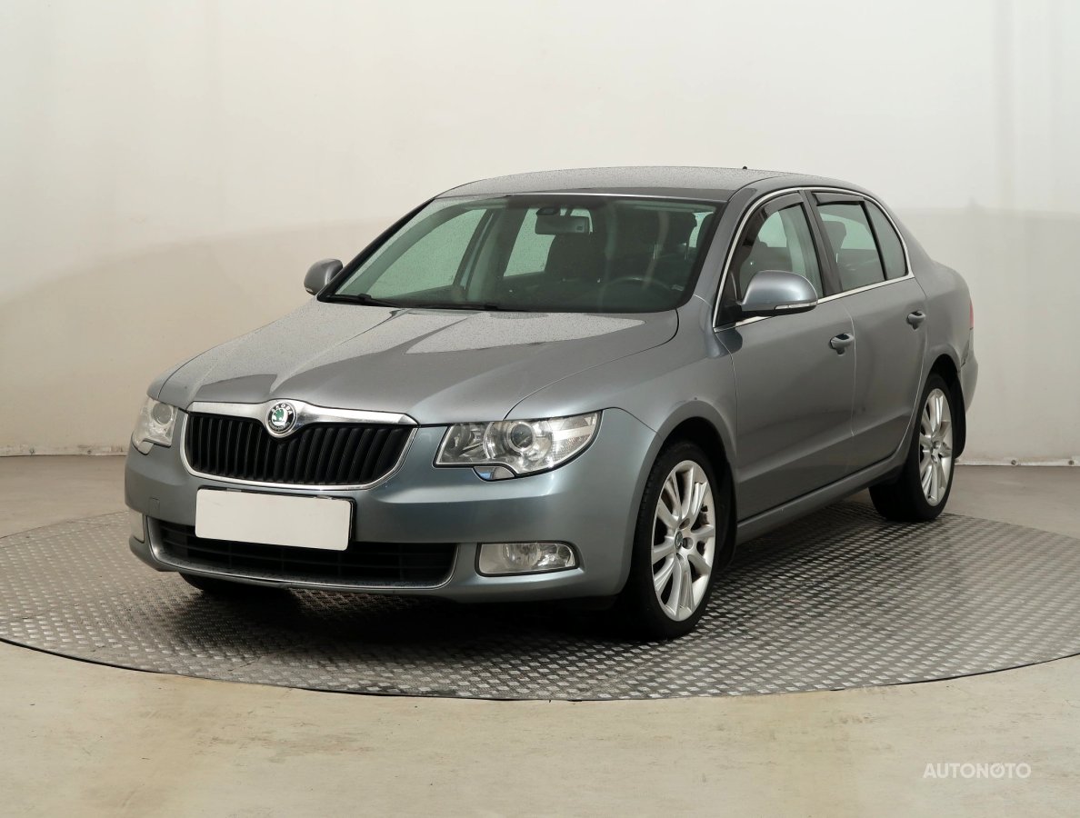 Škoda Superb, 2010 - pohled č. 3