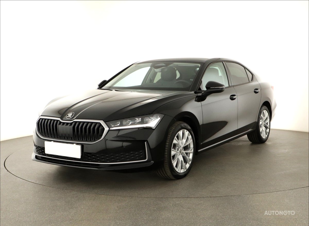 Škoda Superb, 2024 - pohled č. 3