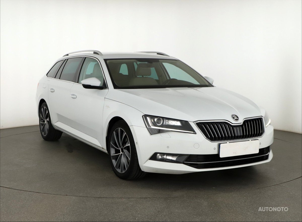 Škoda Superb, 2019 - celkový pohled