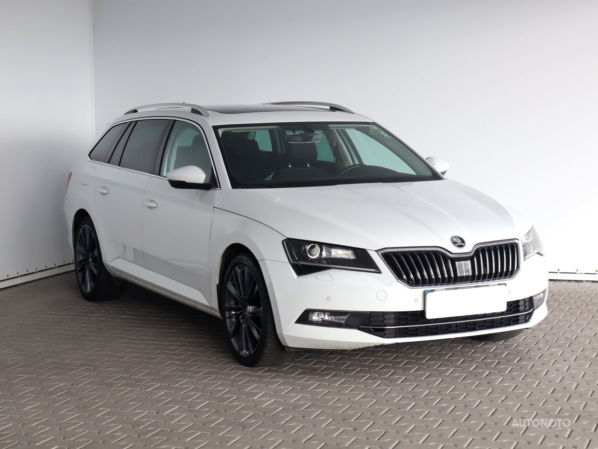 Škoda Superb, 2018 - celkový pohled