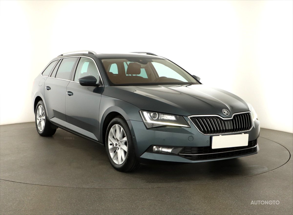 Škoda Superb, 2019 - celkový pohled