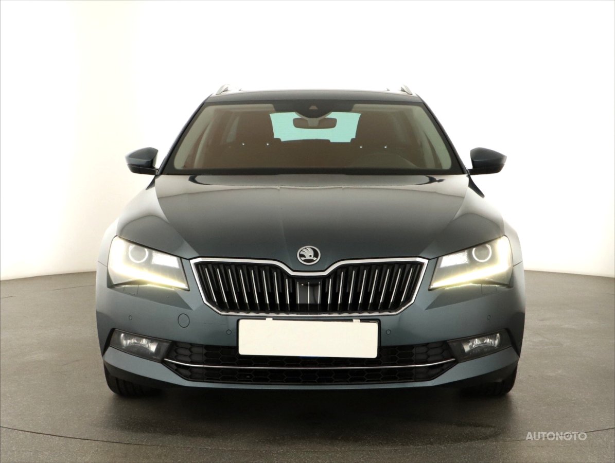 Škoda Superb, 2019 - pohled č. 2