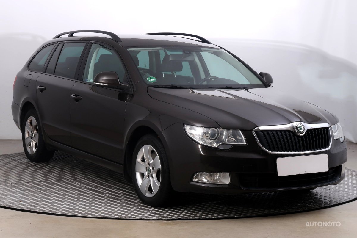 Škoda Superb, 2013 - celkový pohled