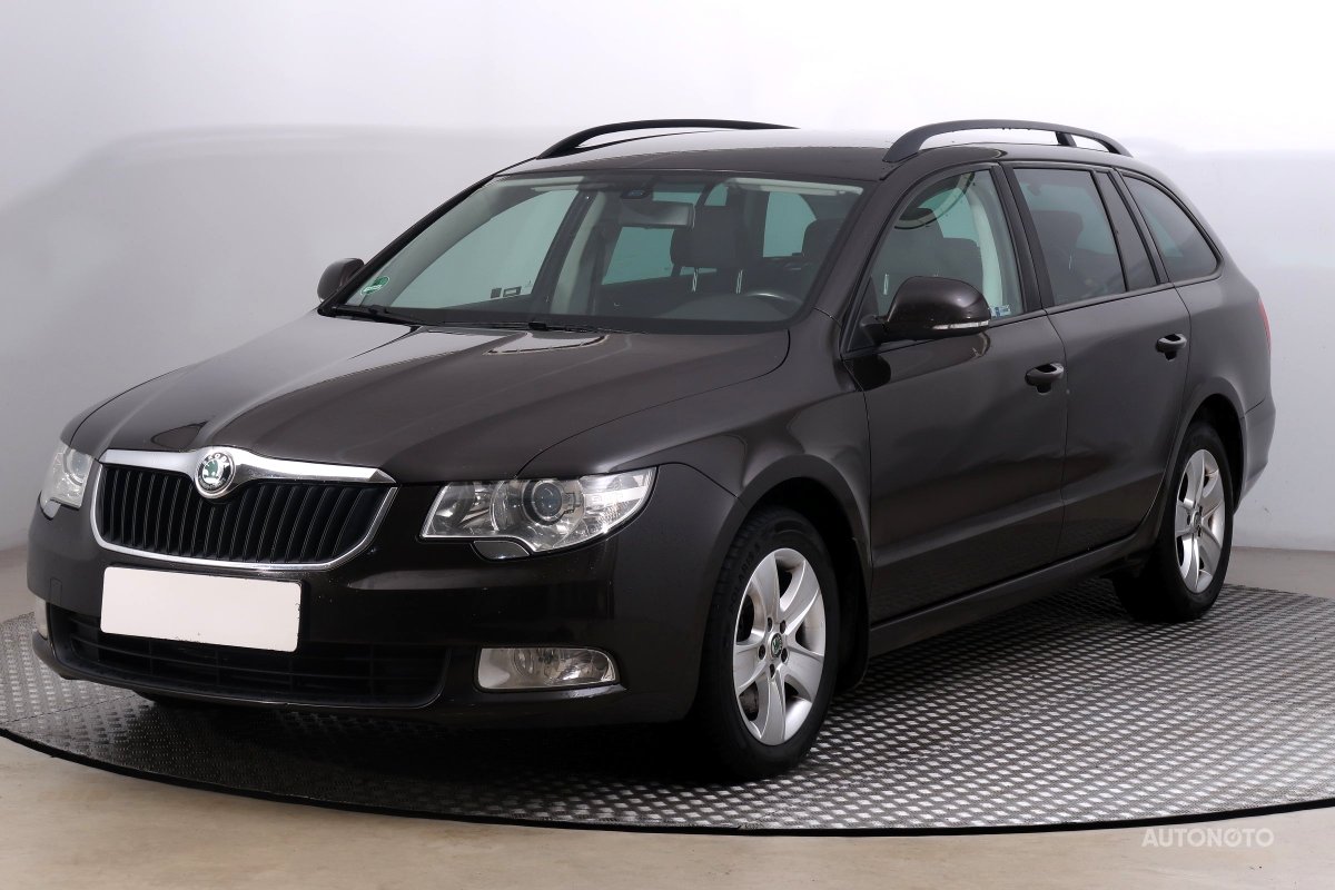 Škoda Superb, 2013 - pohled č. 3