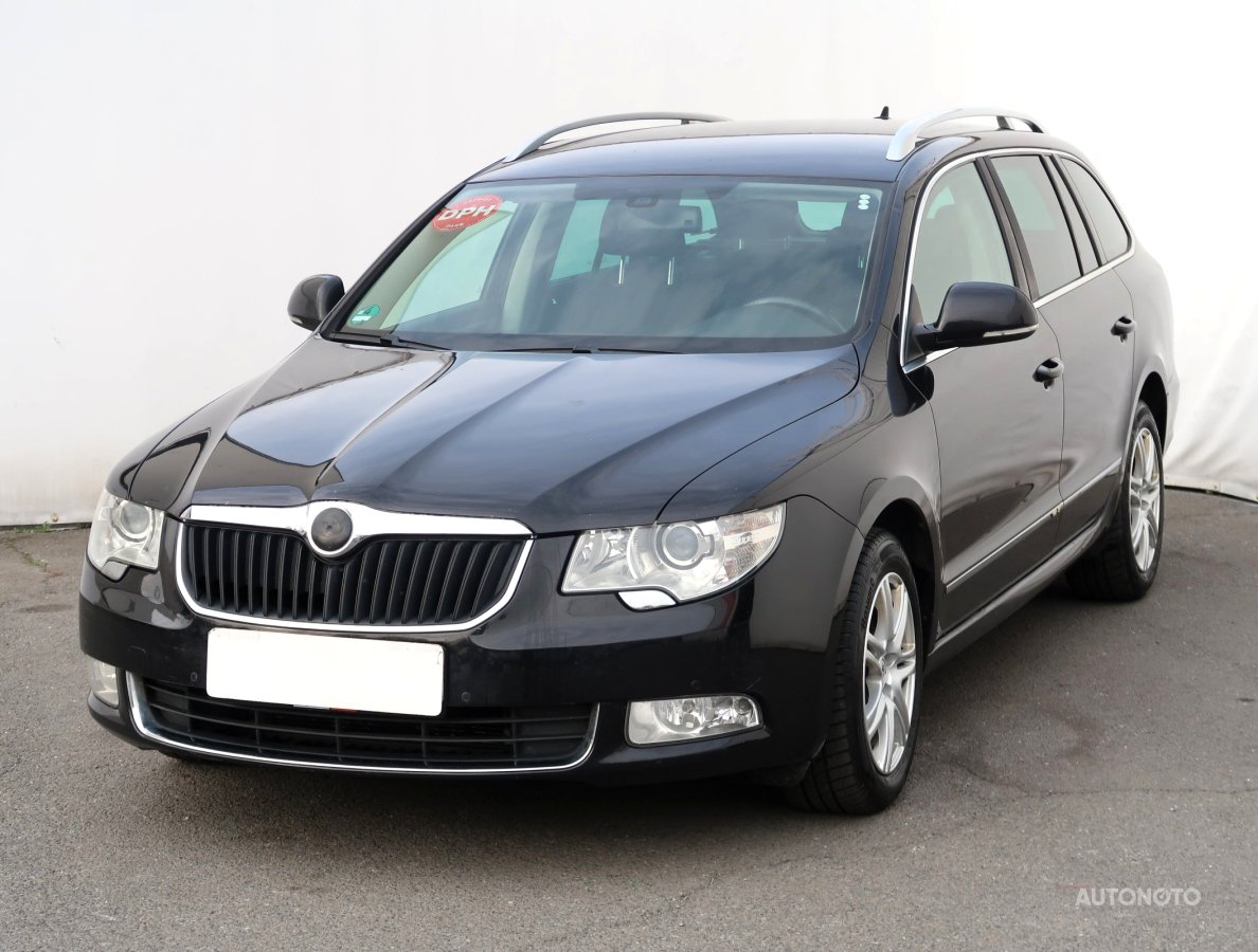 Škoda Superb, 2012 - pohled č. 3