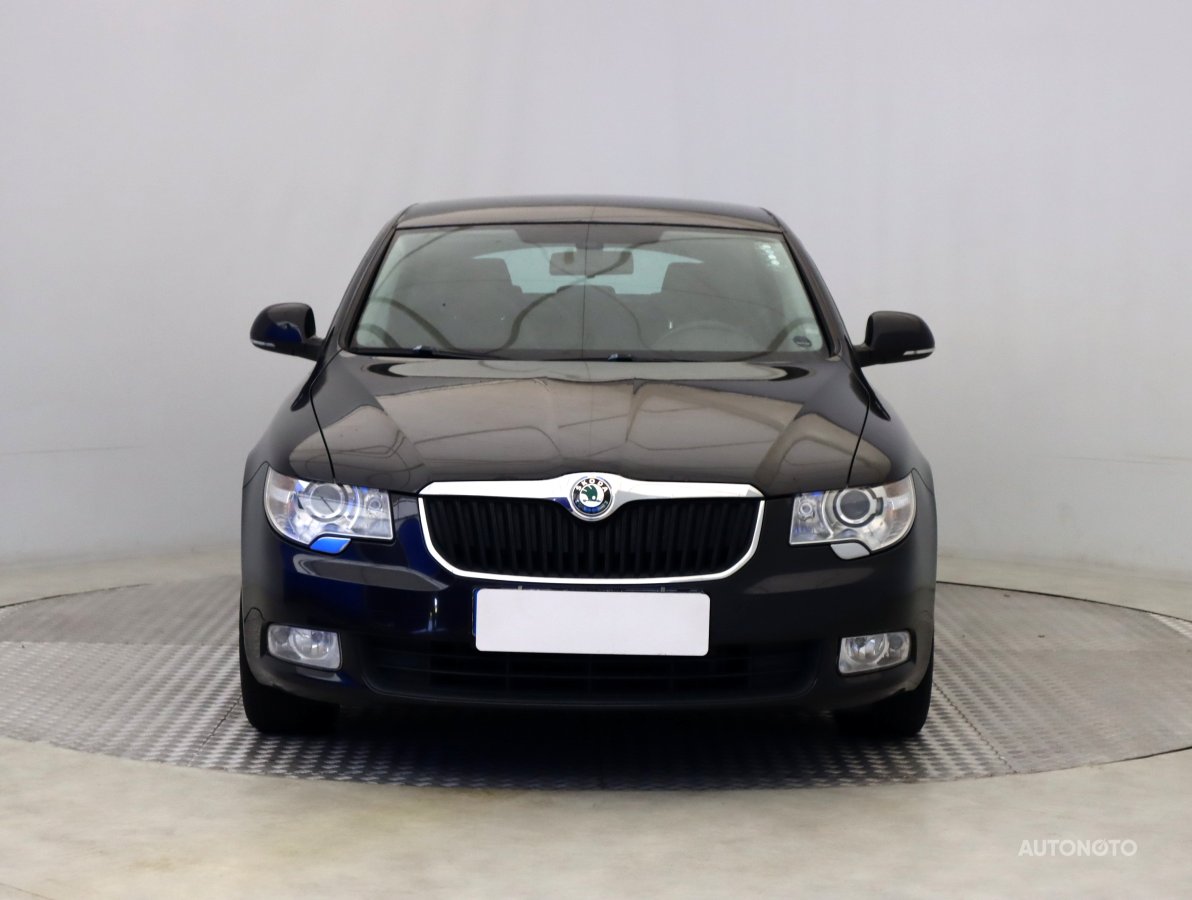 Škoda Superb, 2013 - pohled č. 2