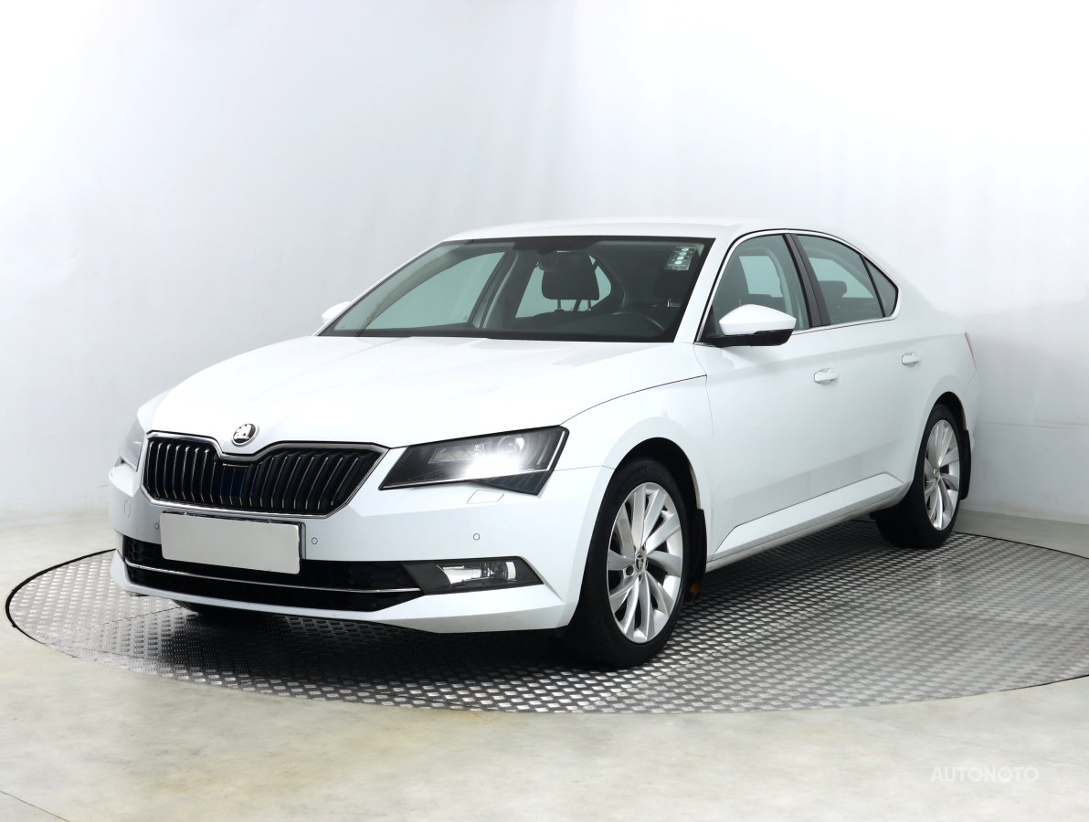 Škoda Superb, 2018 - pohled č. 3