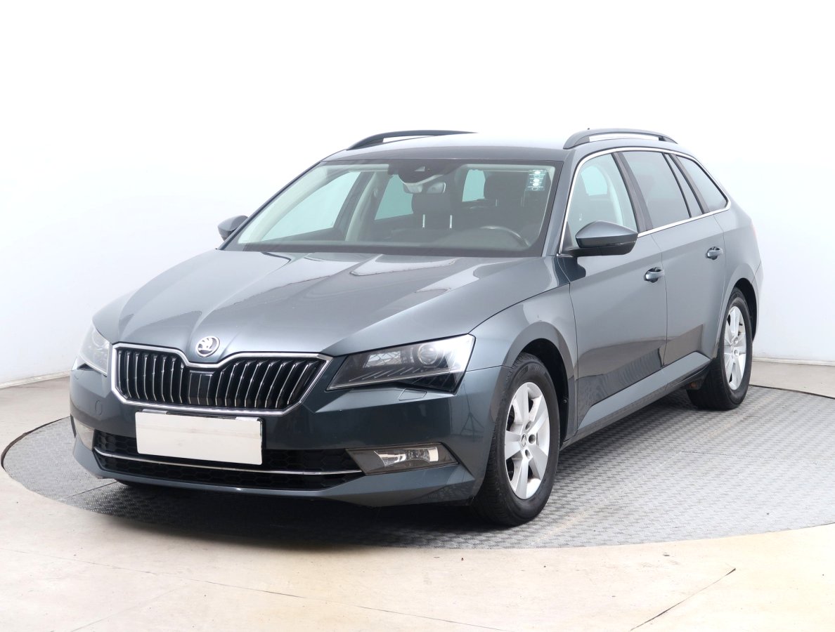 Škoda Superb, 2015 - pohled č. 3