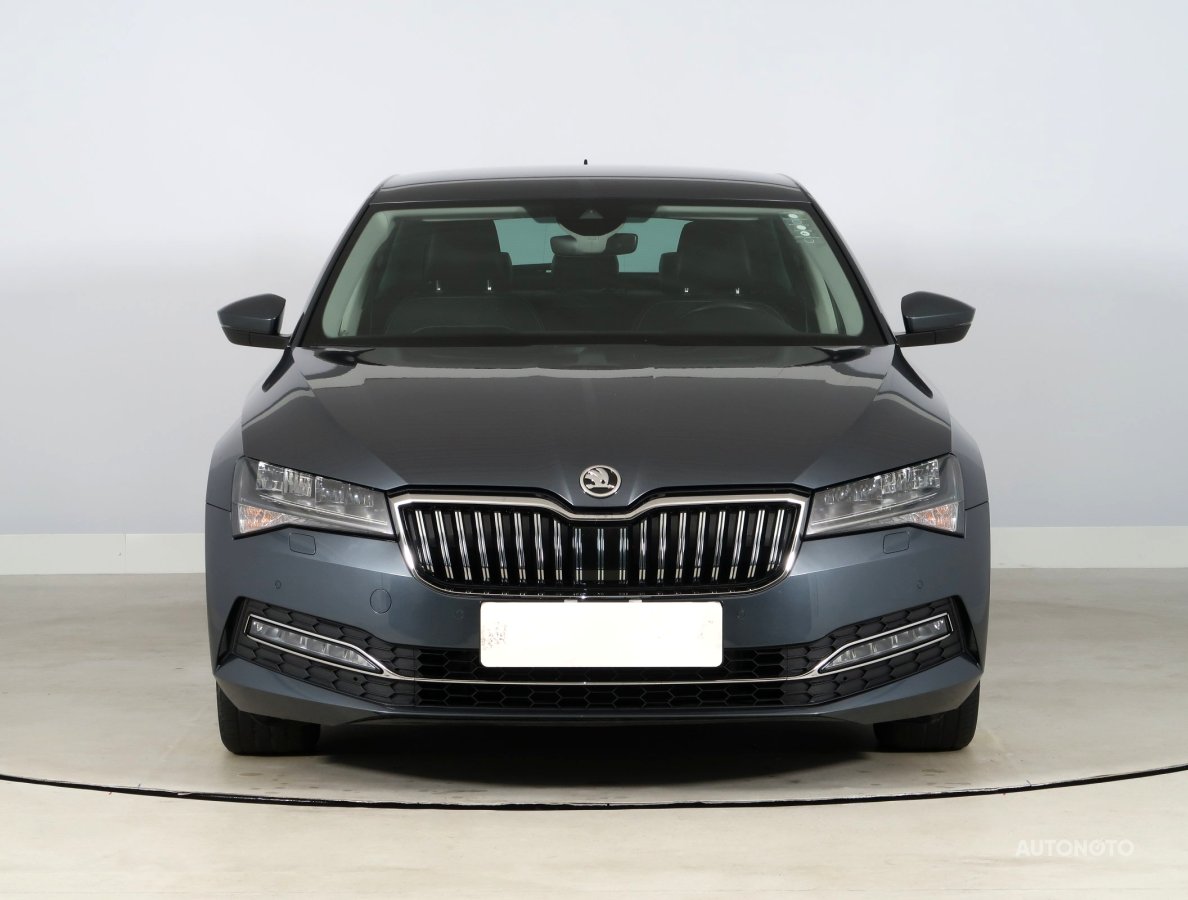 Škoda Superb, 2021 - pohled č. 2