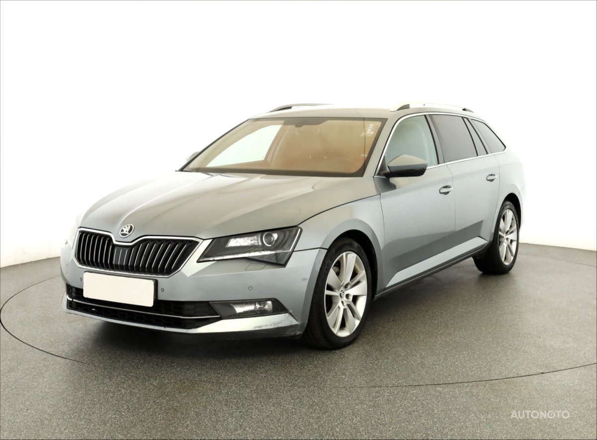 Škoda Superb, 2015 - pohled č. 3