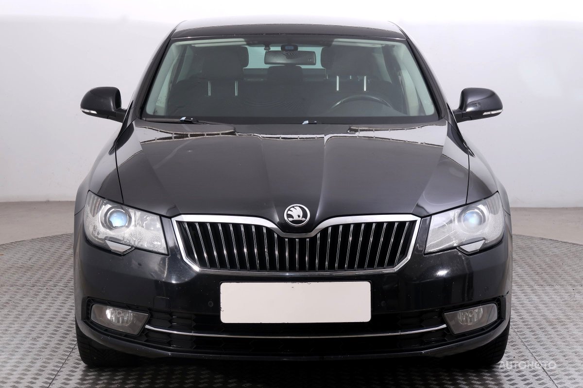 Škoda Superb, 2015 - pohled č. 2