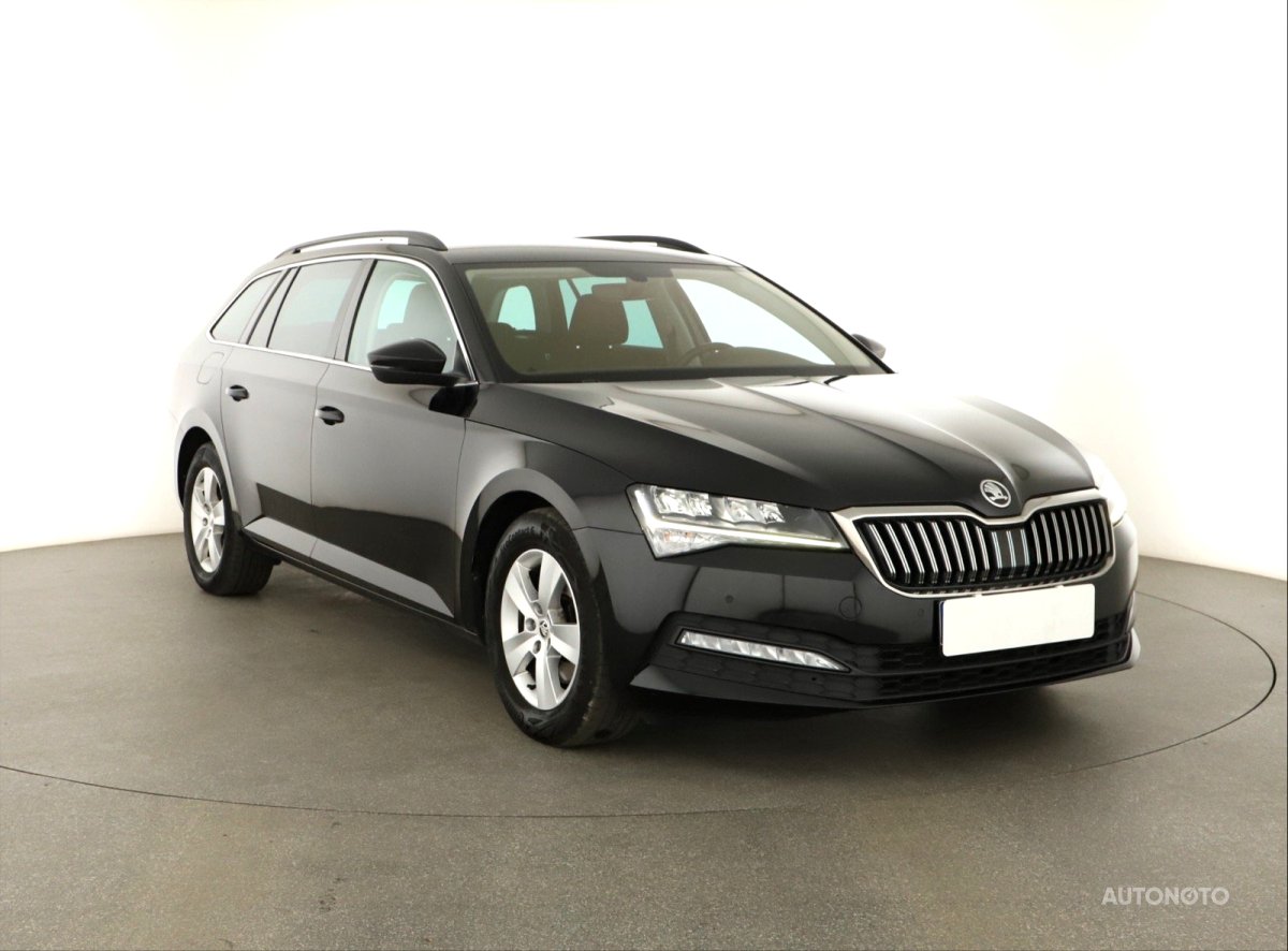 Škoda Superb, 2019 - celkový pohled