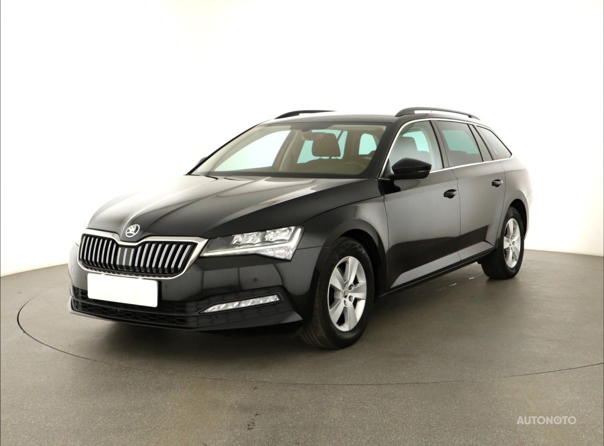 Škoda Superb, 2019 - pohled č. 3