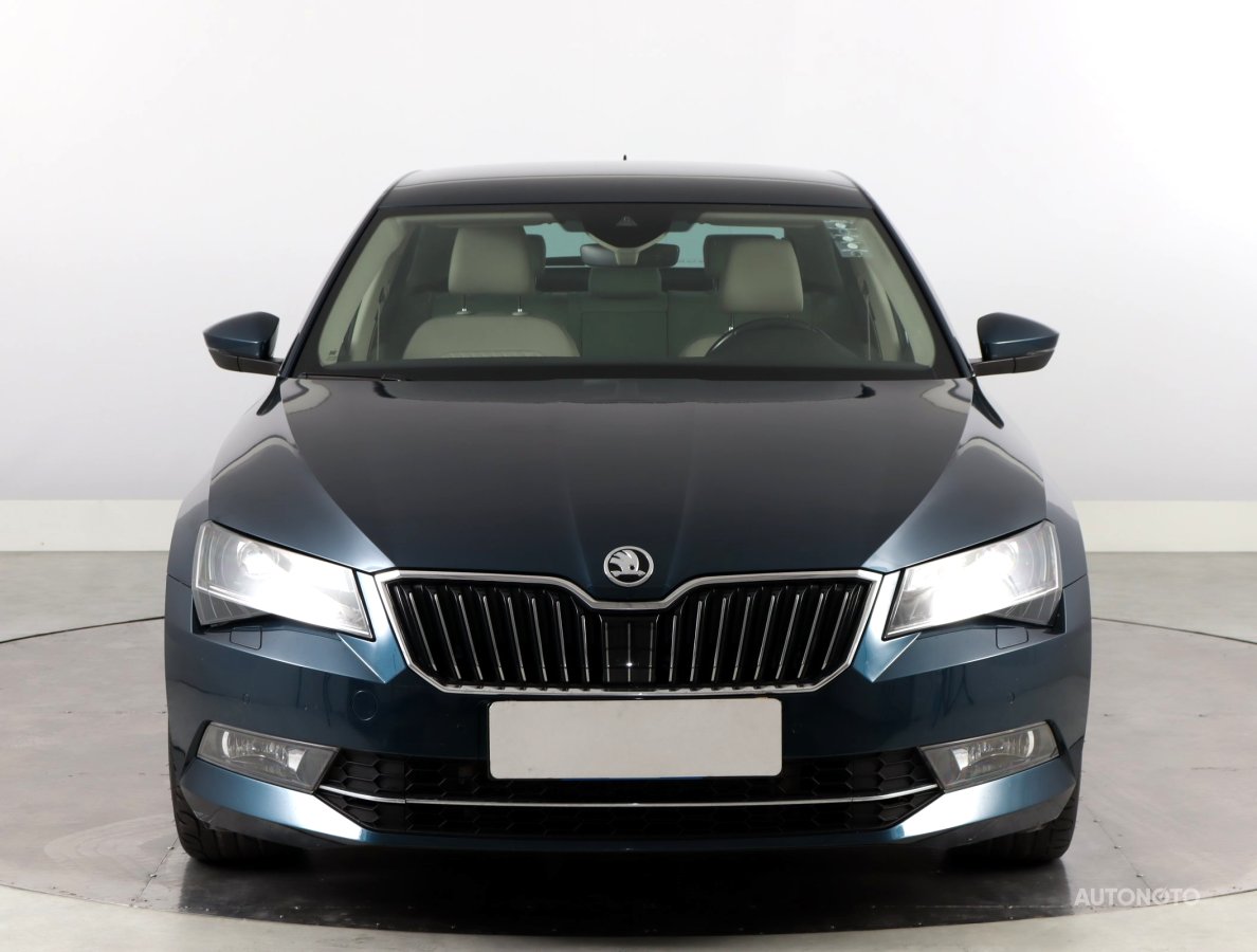 Škoda Superb, 2019 - pohled č. 2