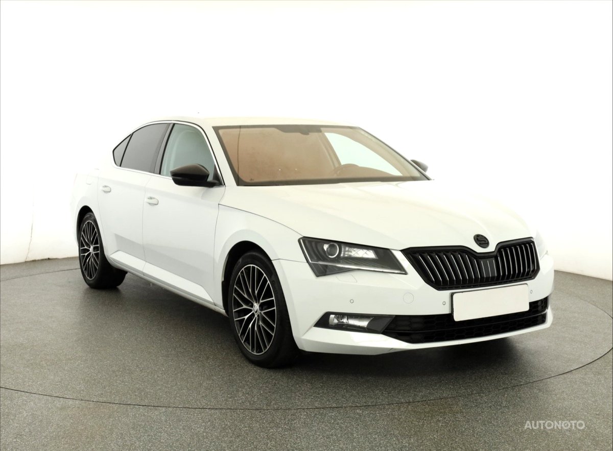 Škoda Superb, 2017 - celkový pohled
