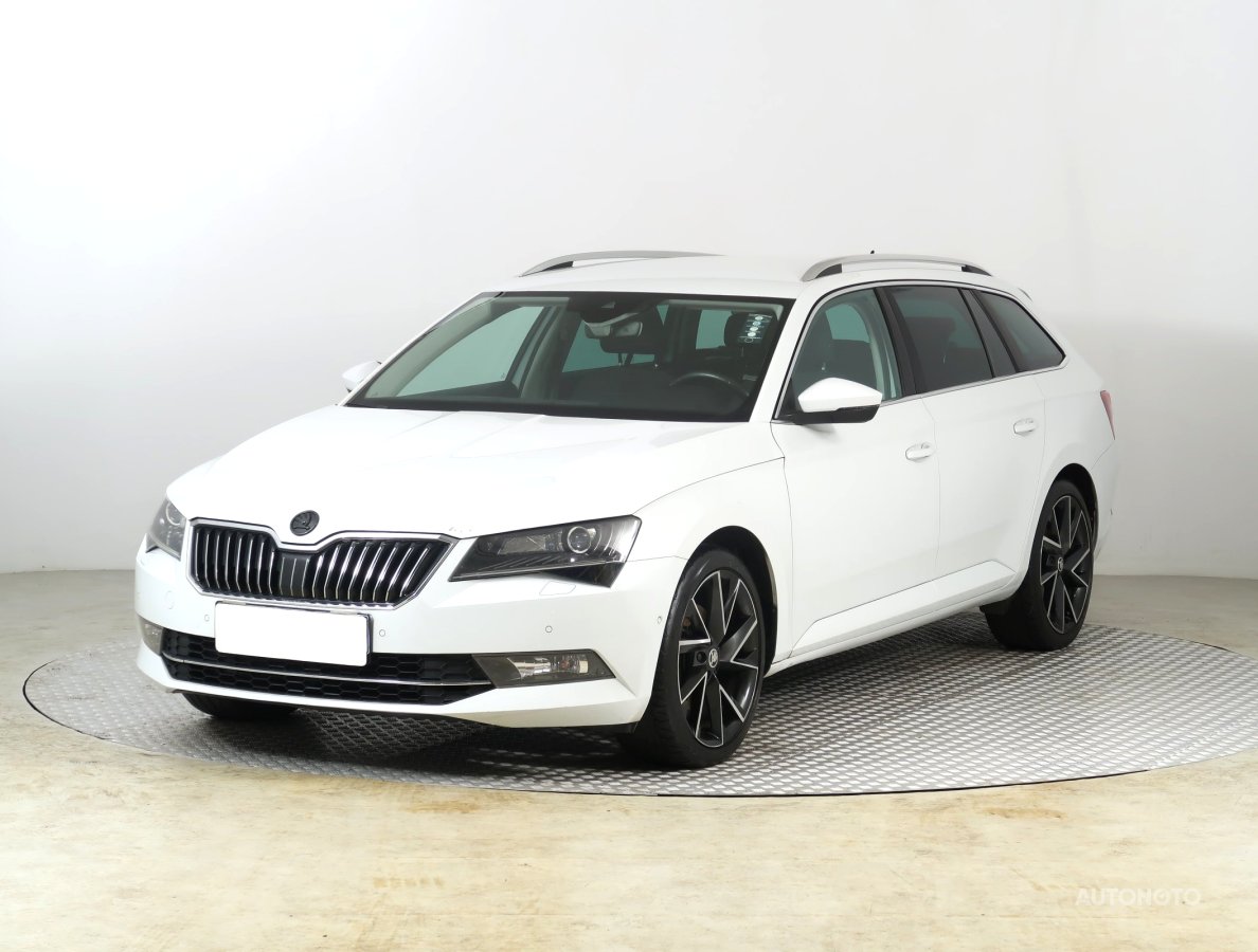 Škoda Superb, 2015 - pohled č. 3