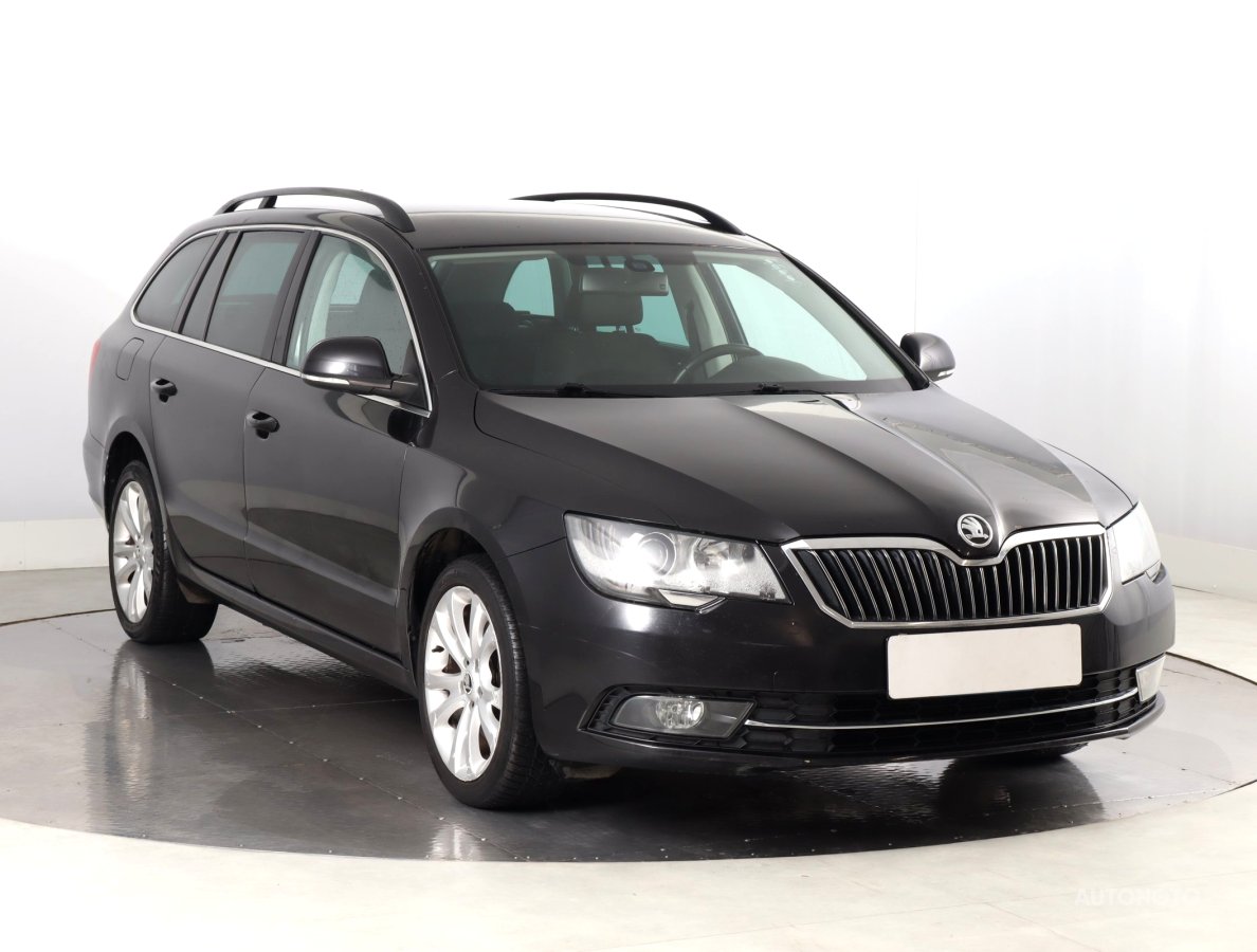 Škoda Superb, 2014 - celkový pohled