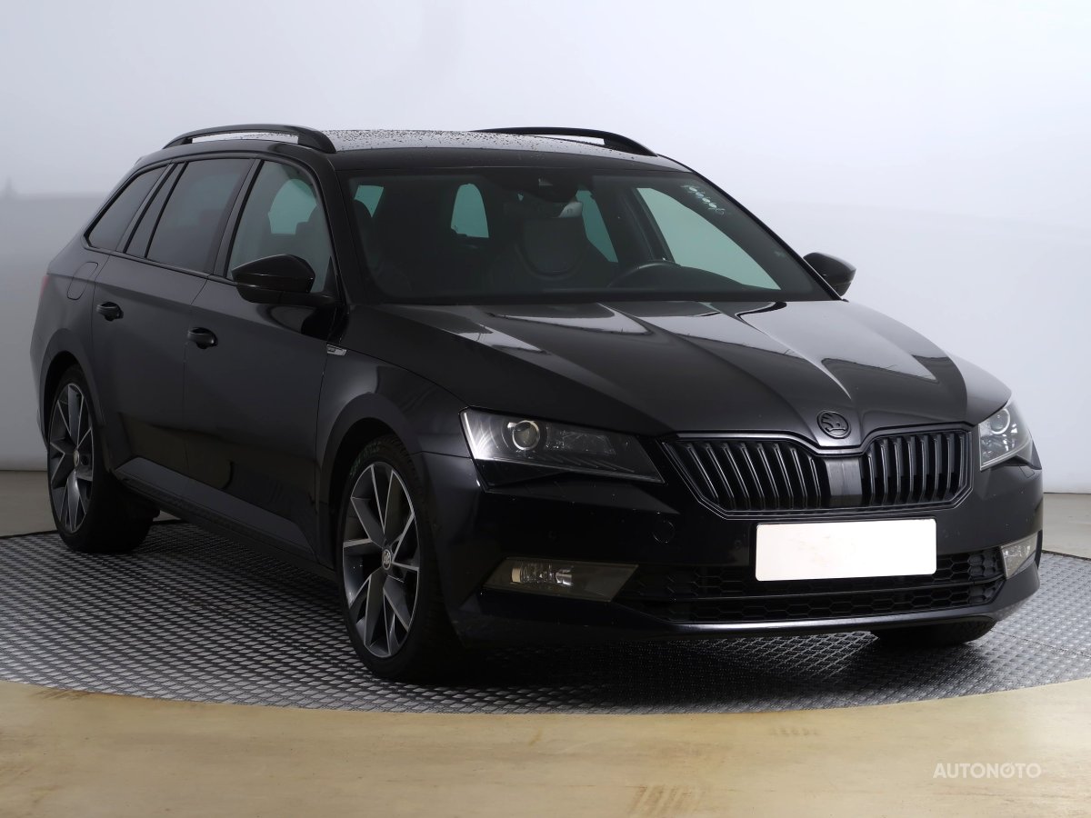 Škoda Superb, 2017 - celkový pohled