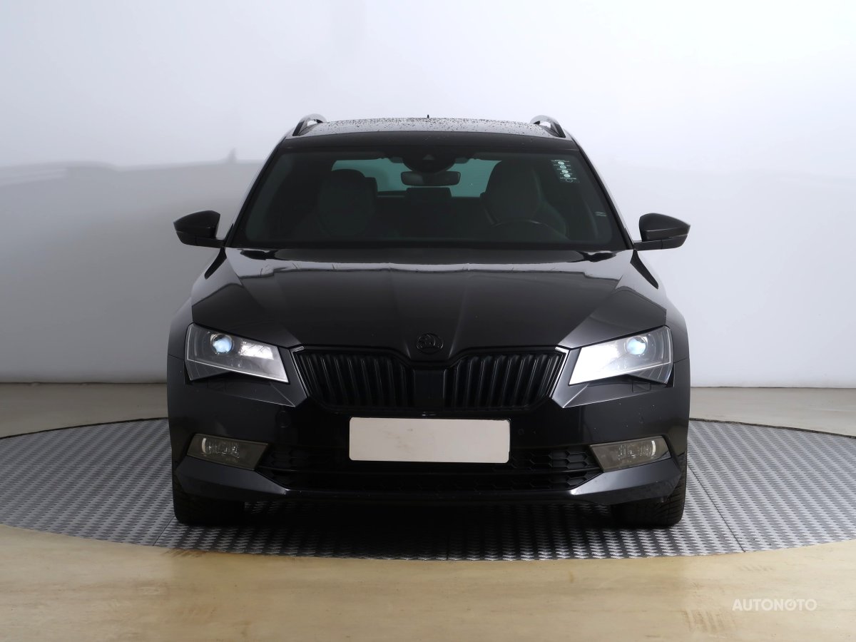 Škoda Superb, 2017 - pohled č. 2