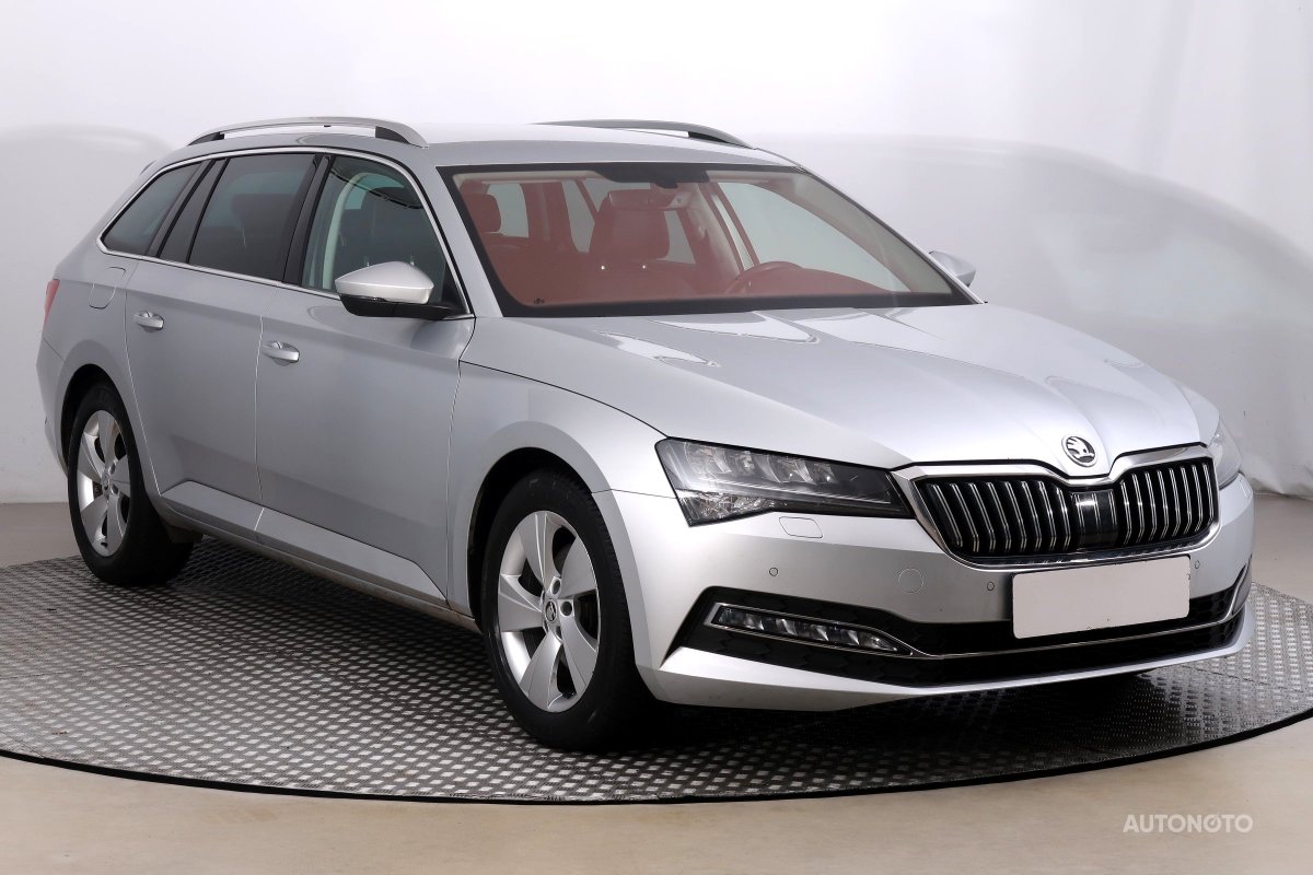 Škoda Superb, 2019 - celkový pohled