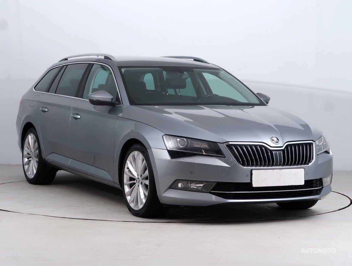 Škoda Superb, 2016 - celkový pohled