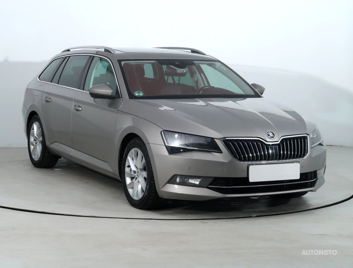 Škoda Superb, 2015 - celkový pohled