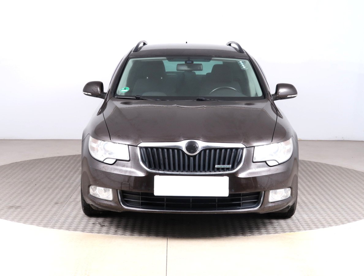 Škoda Superb, 2013 - pohled č. 2