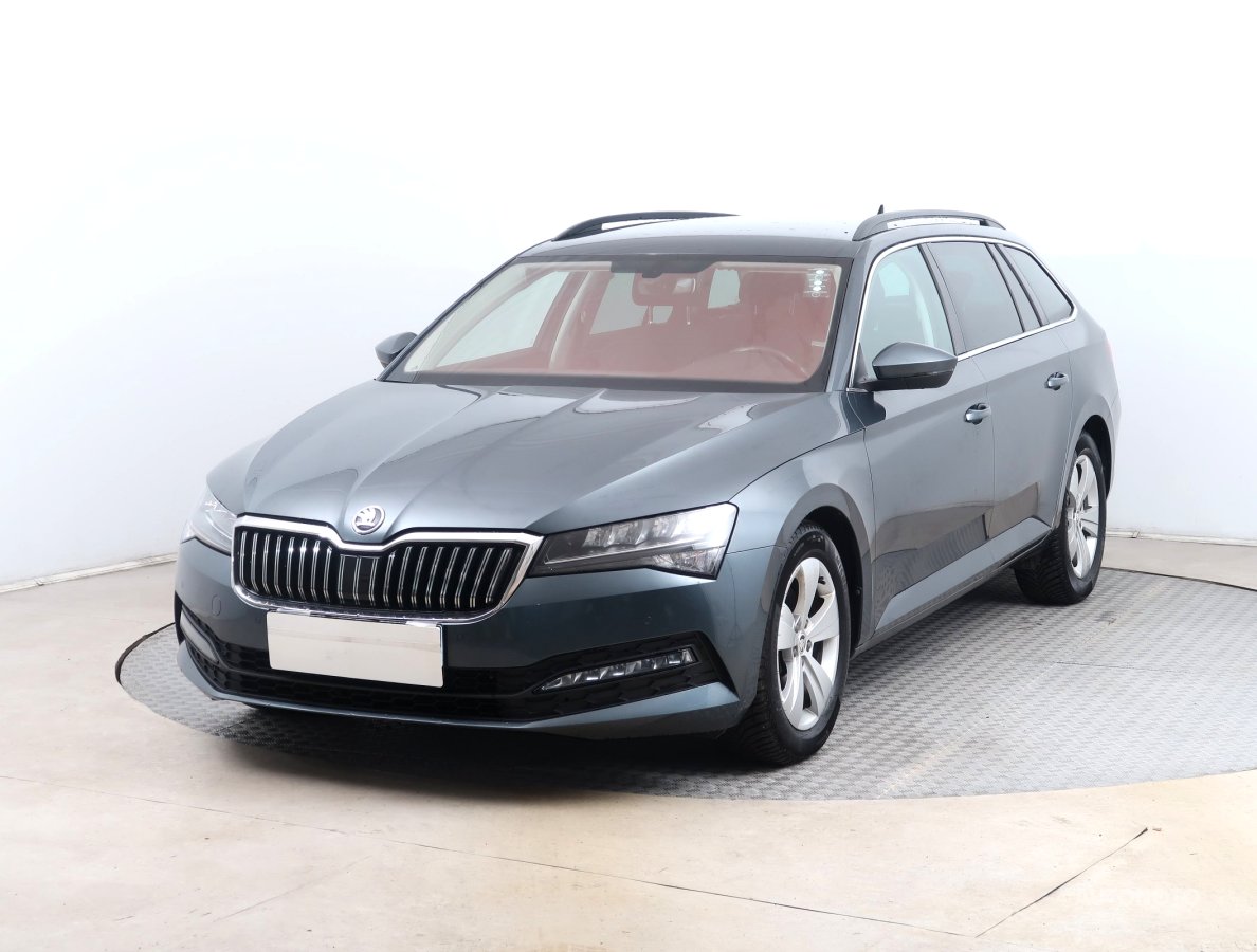 Škoda Superb, 2019 - pohled č. 3