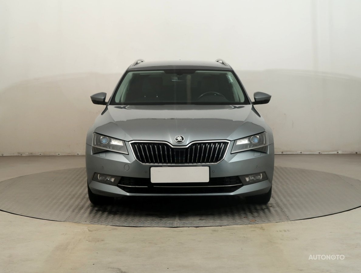 Škoda Superb, 2017 - pohled č. 2