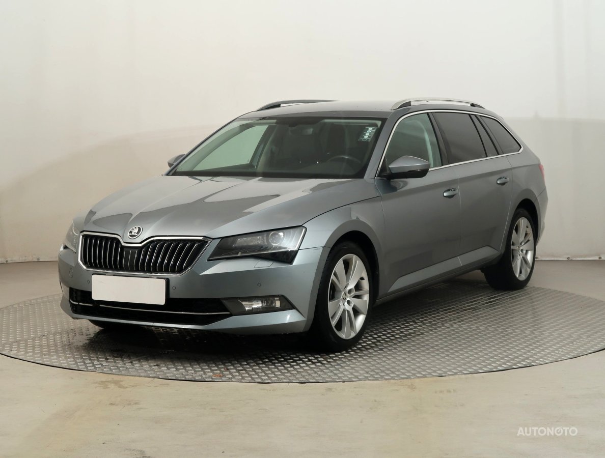 Škoda Superb, 2017 - pohled č. 3