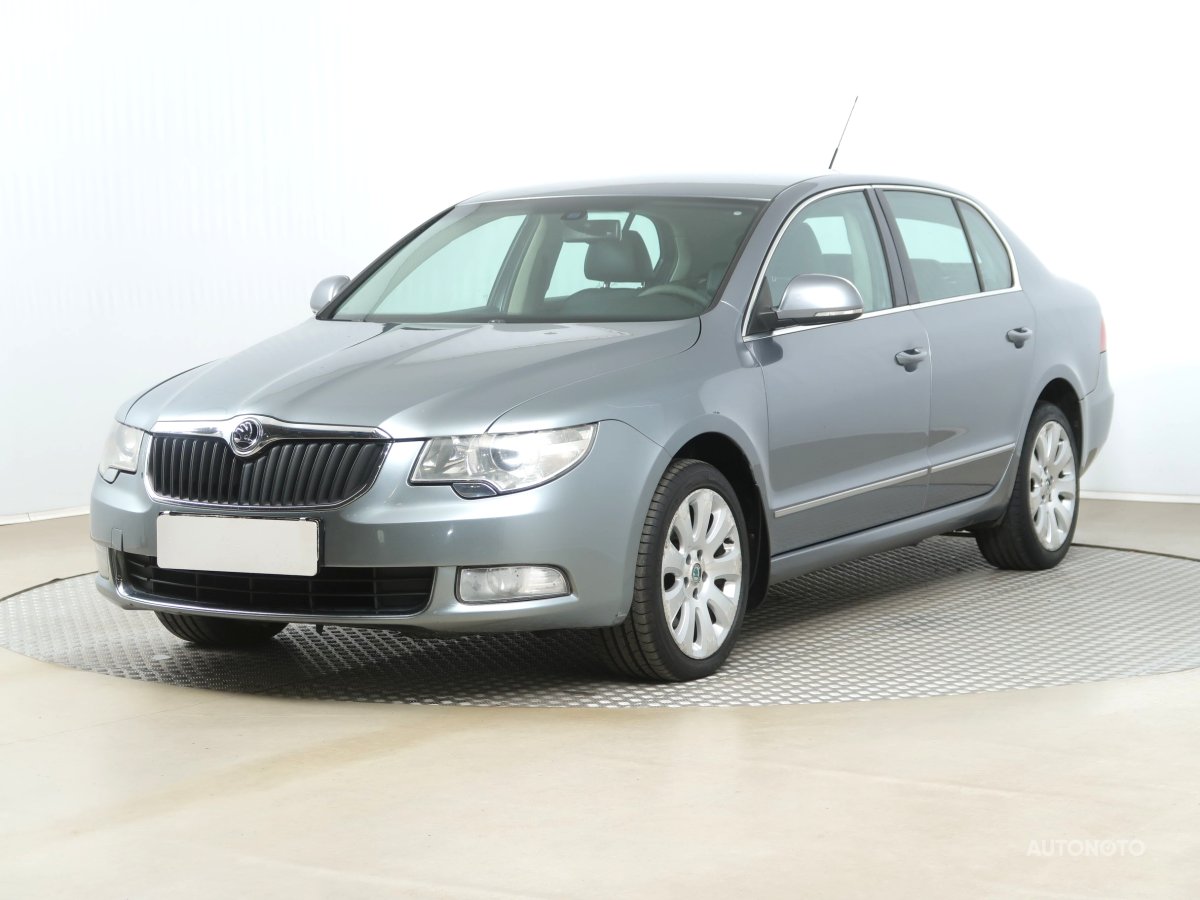 Škoda Superb, 2009 - pohled č. 3