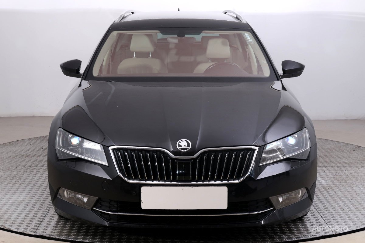 Škoda Superb, 2015 - pohled č. 2