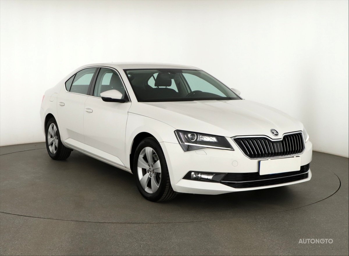 Škoda Superb, 2017 - celkový pohled