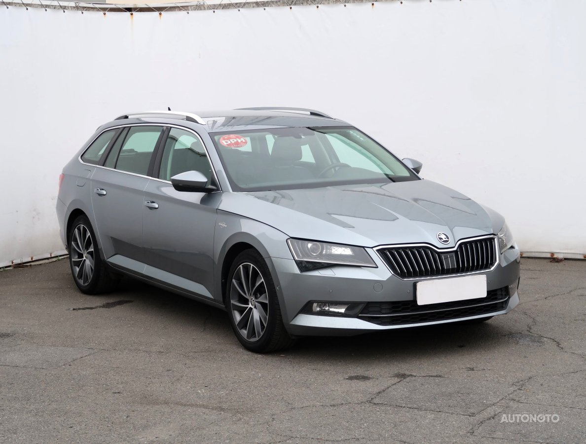 Škoda Superb, 2017 - celkový pohled